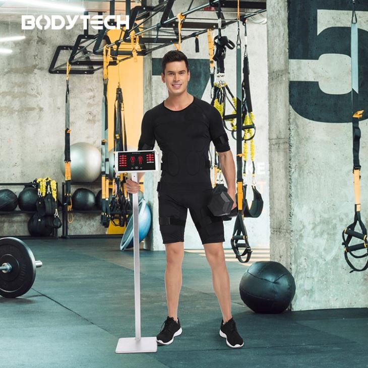 Wire-free EMS Training Suits 20 Minutes Workout For Fitness